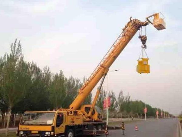 铜山区吊车出租公司电话_吊车出租公司合同包含哪些内容